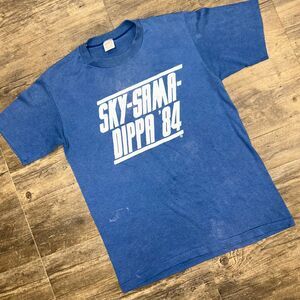 RARE Vintage Kentucky Wildcats UK 1983 Sky-Sama-Dippa Tshirt Medium Distress (18